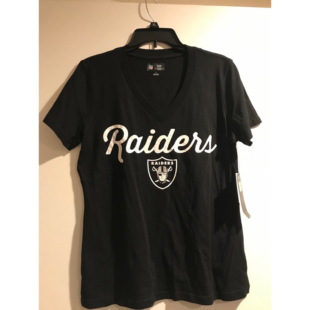 NFL raiders shirt (women’s)